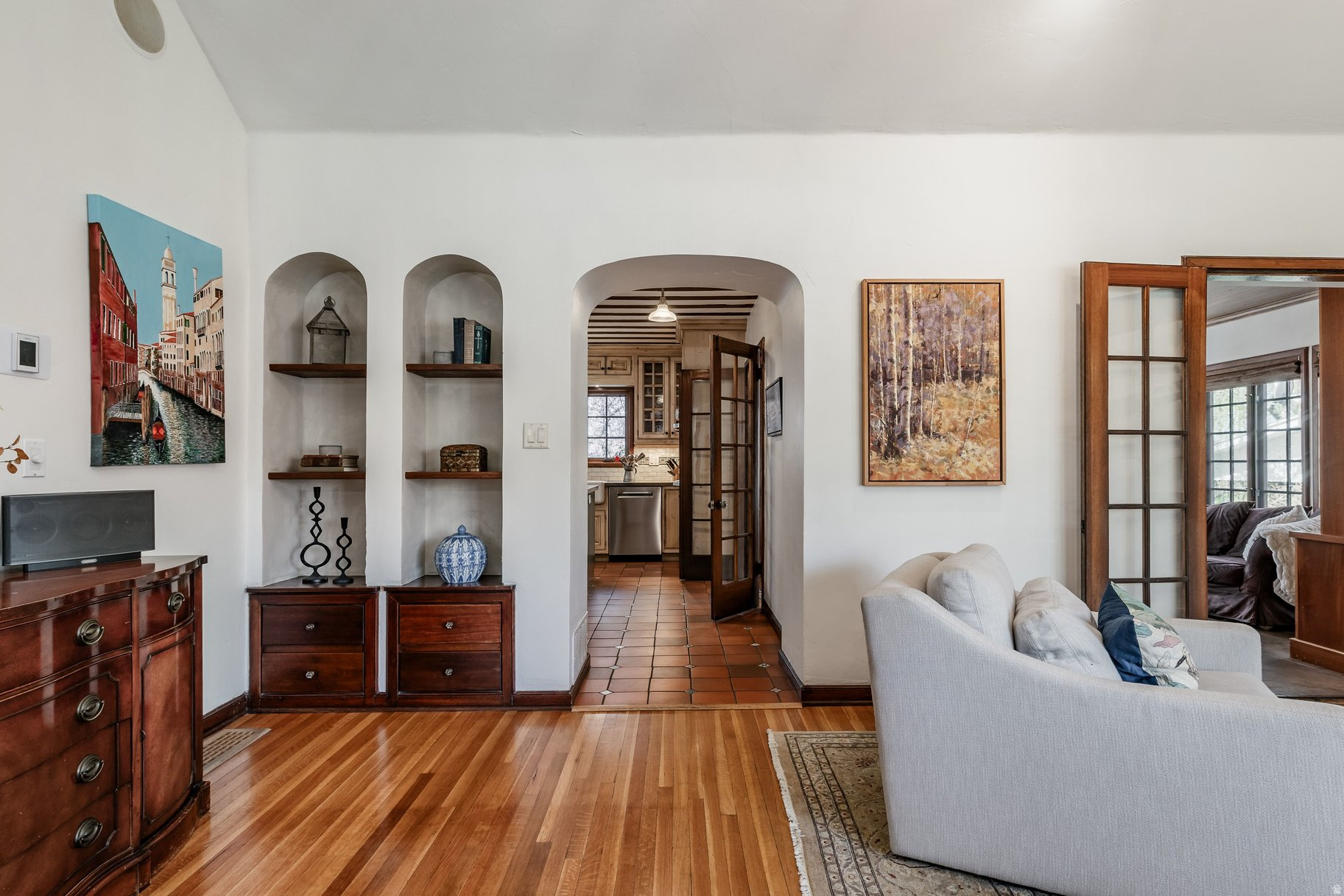 FEDERAL HIGHTS - Residential