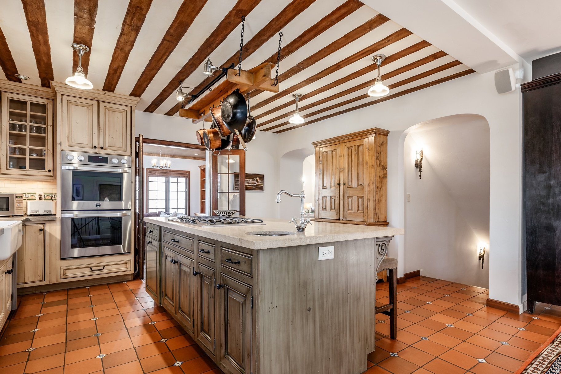 FEDERAL HIGHTS - Residential