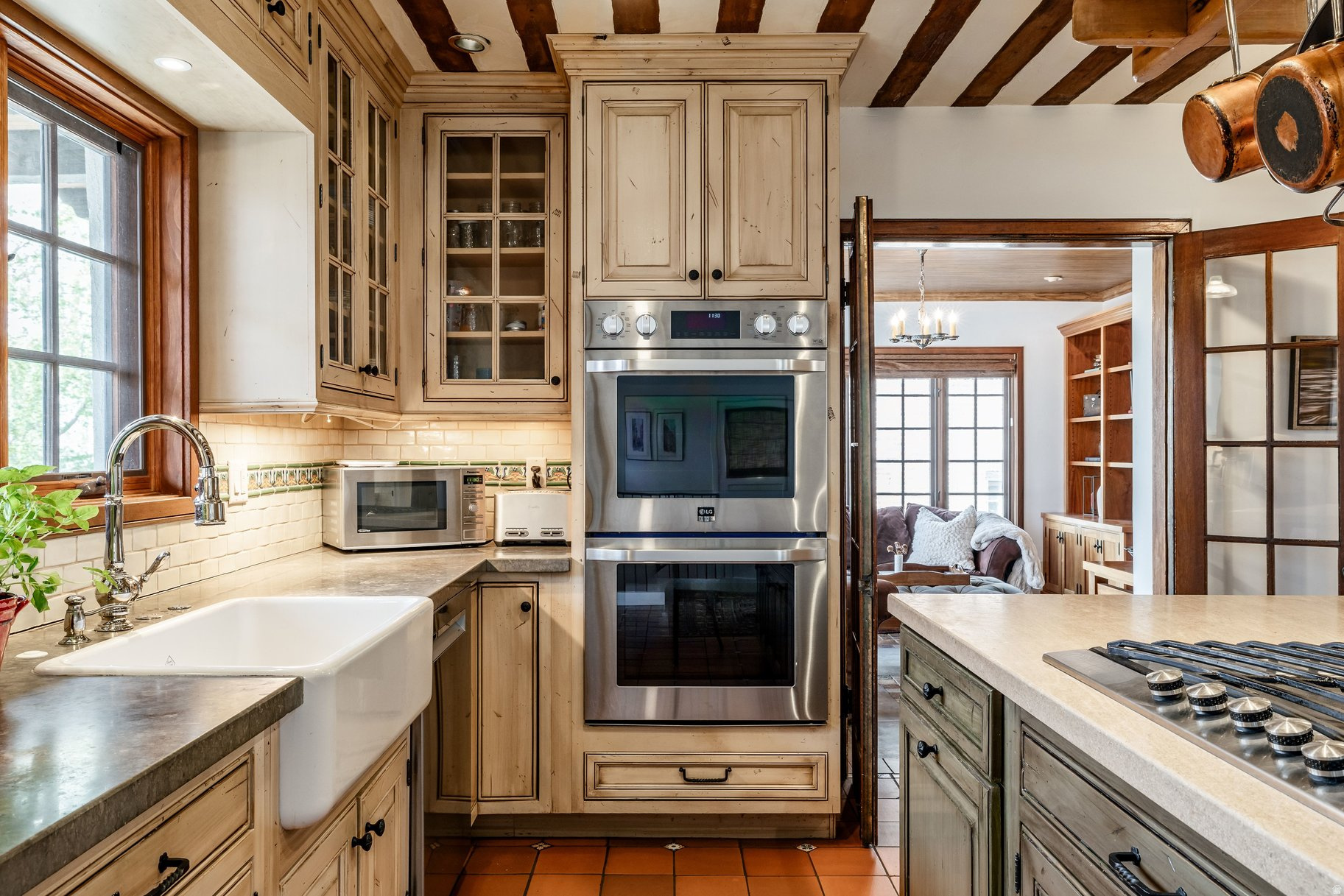 FEDERAL HIGHTS - Residential