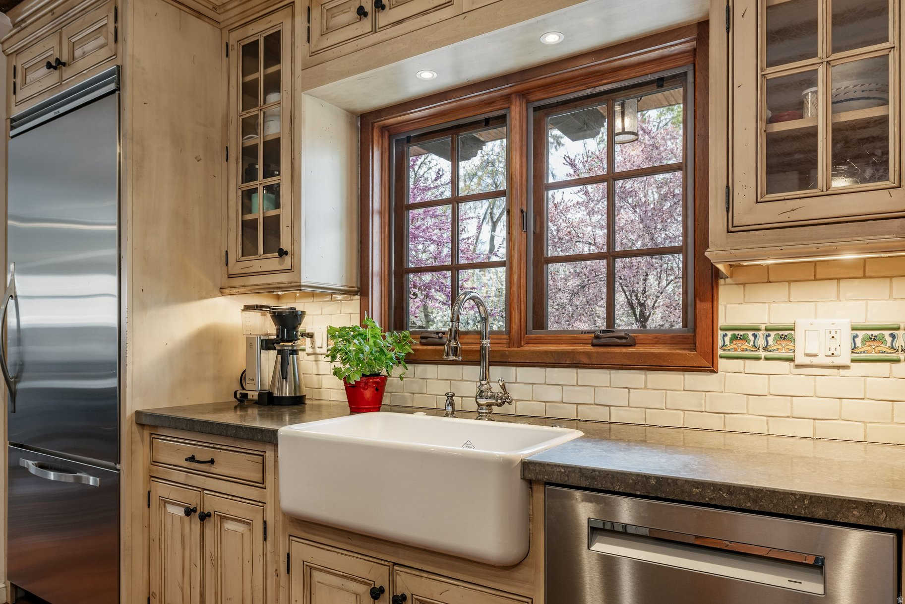 FEDERAL HIGHTS - Residential