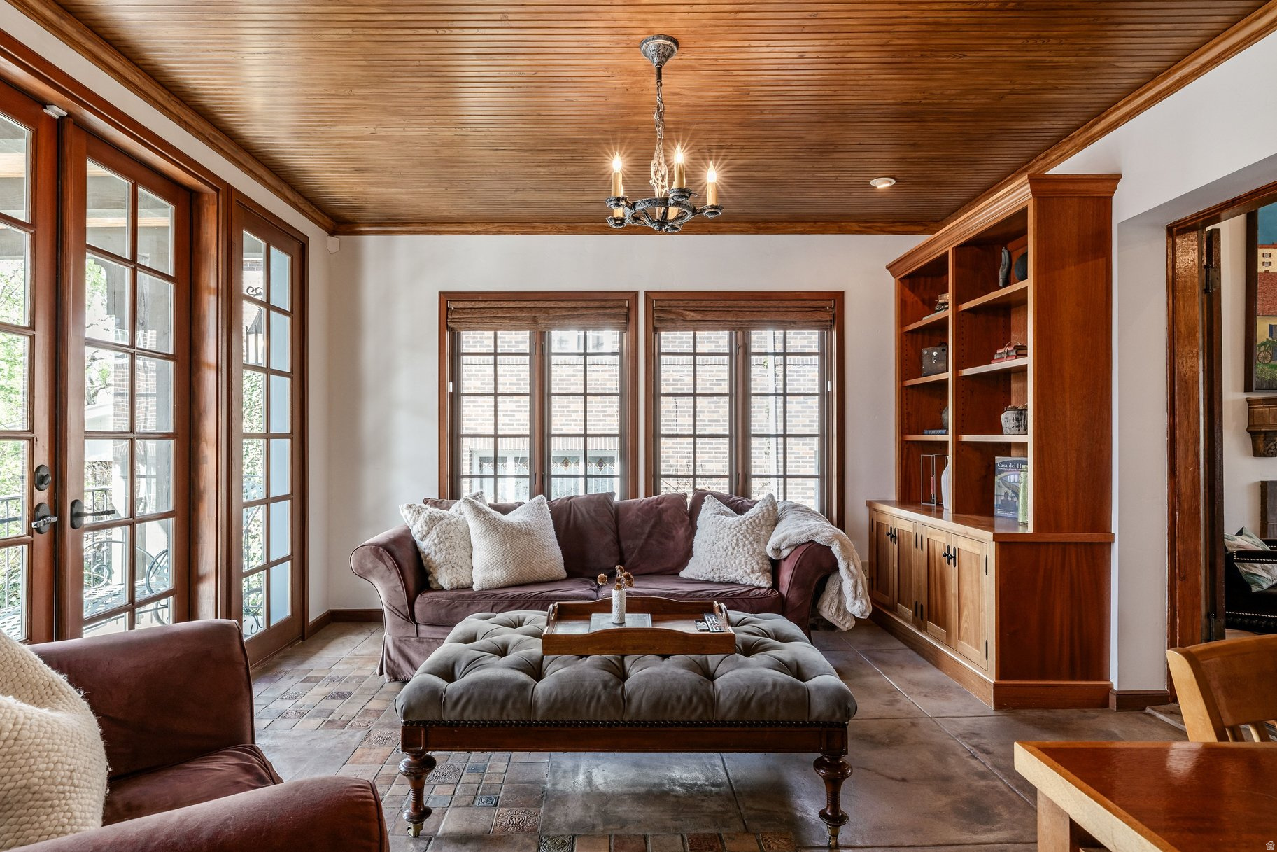 FEDERAL HIGHTS - Residential