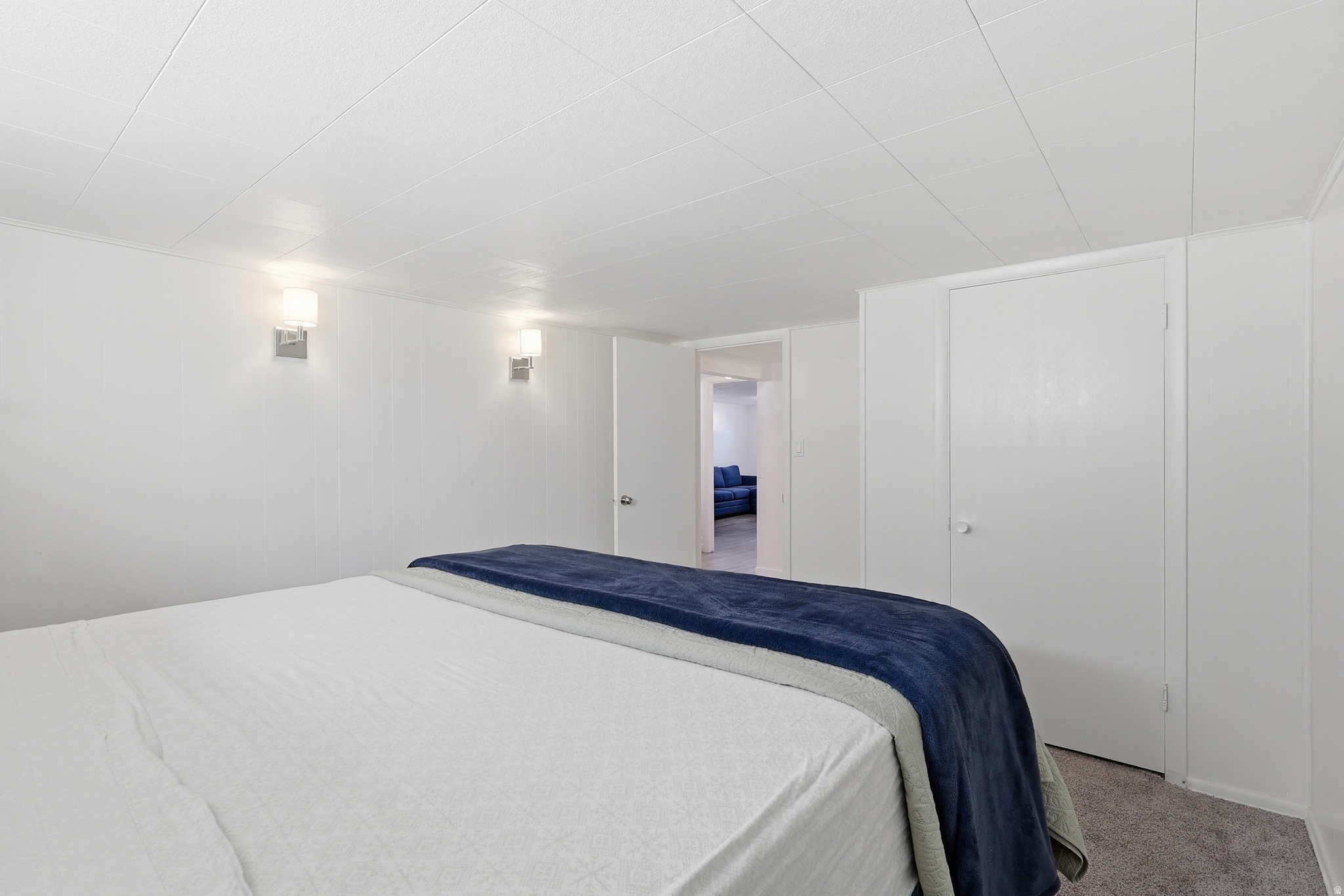 BEVERLY PLACE - Residential