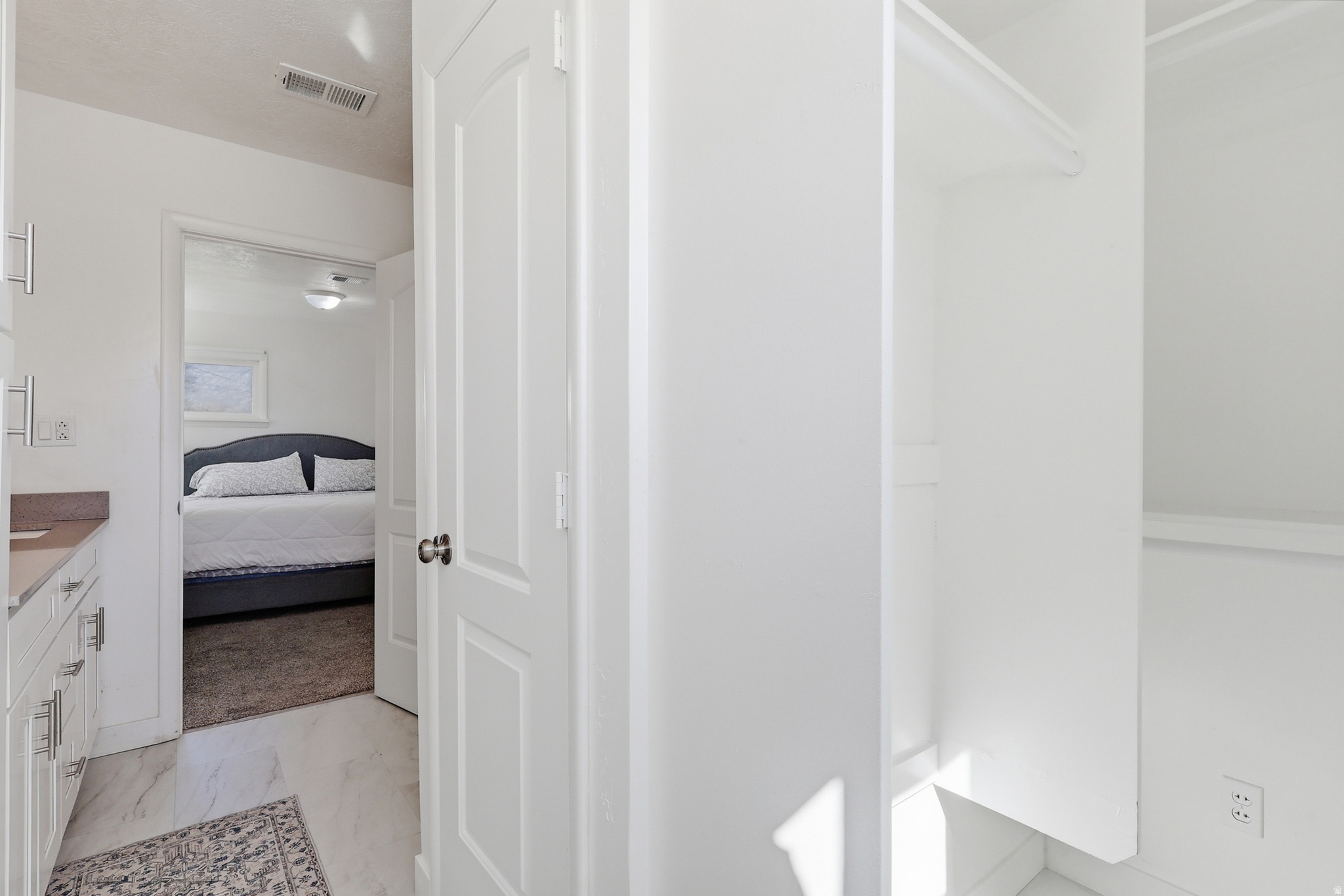 BEVERLY PLACE - Residential