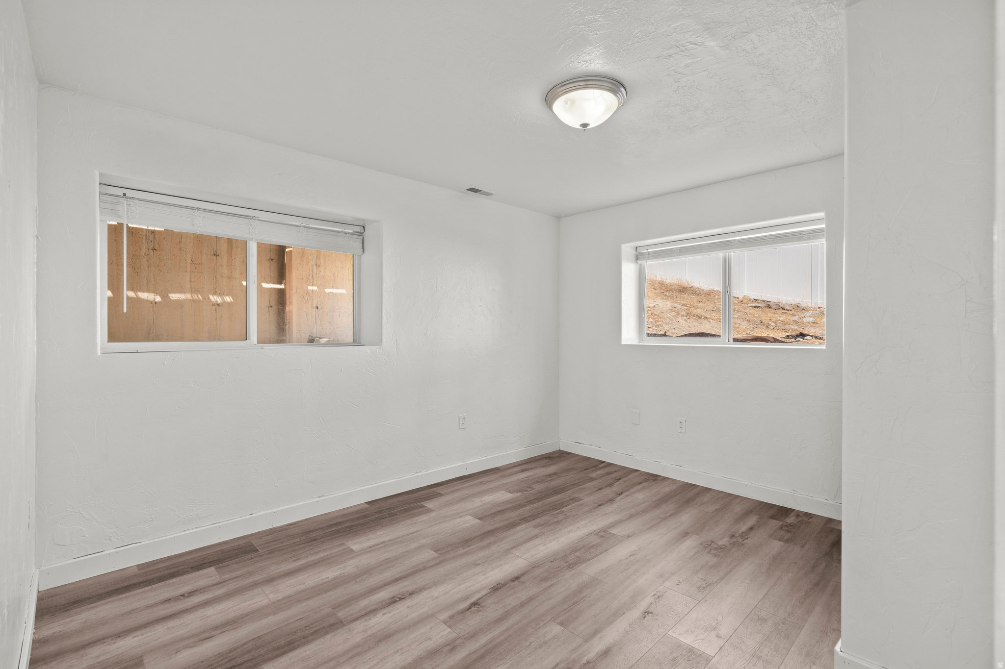 OAKVIEW ESTATES - Residential