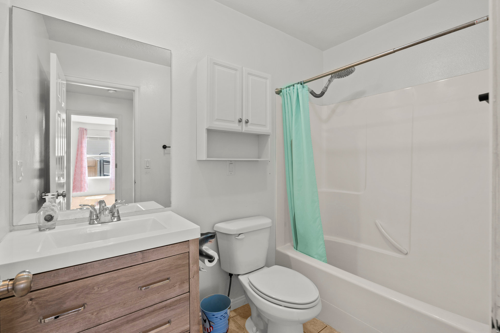 OAKVIEW ESTATES - Residential