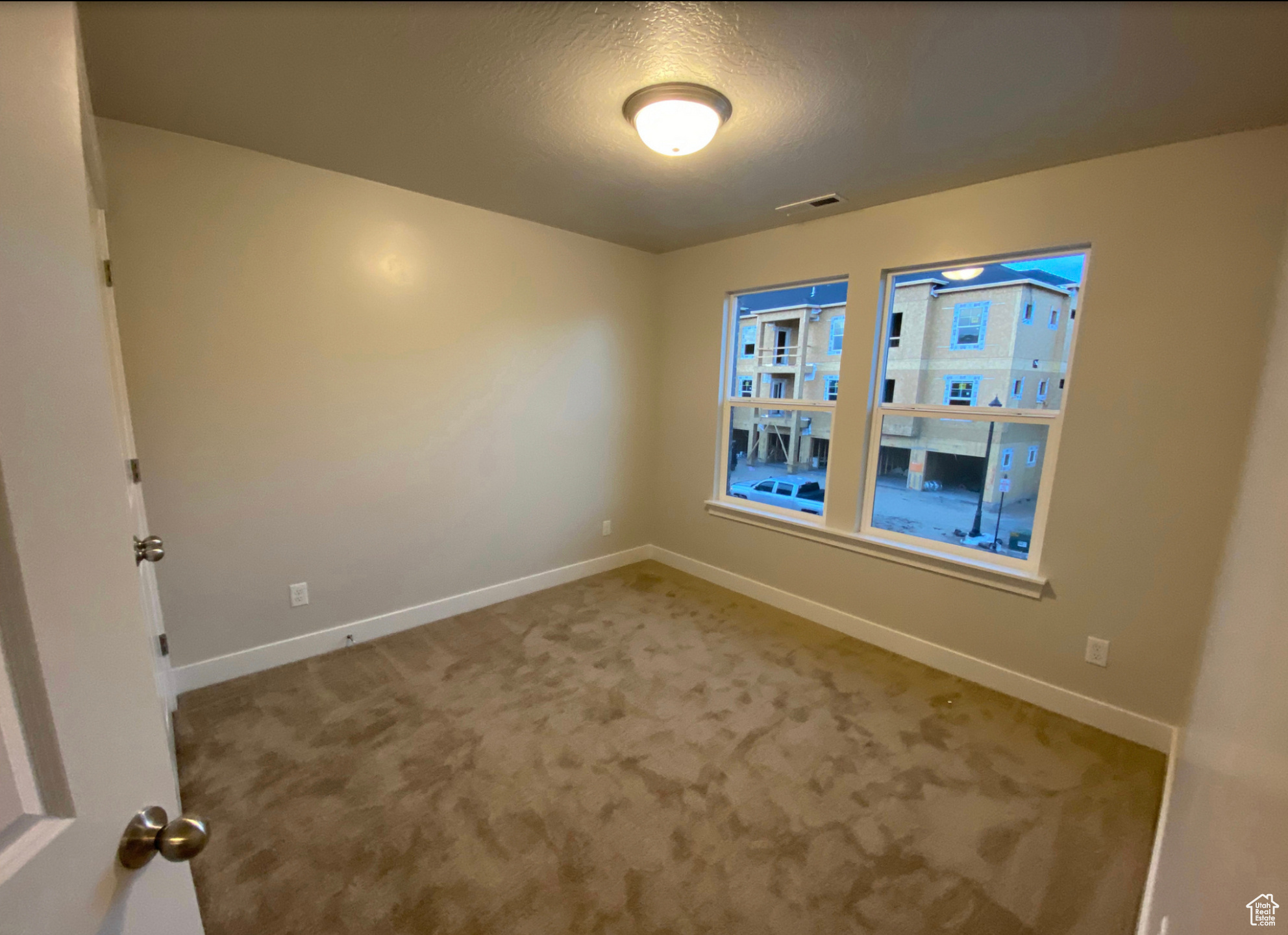 PARKSIDE - Residential Lease