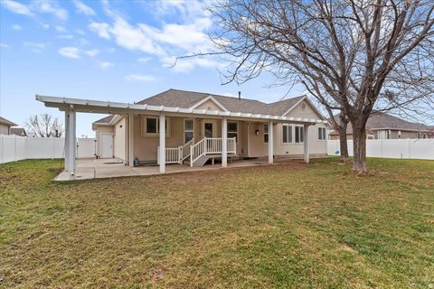 Tiny photo for 1282 W 3150 S, Syracuse, UT 84075 (MLS # 2128134)