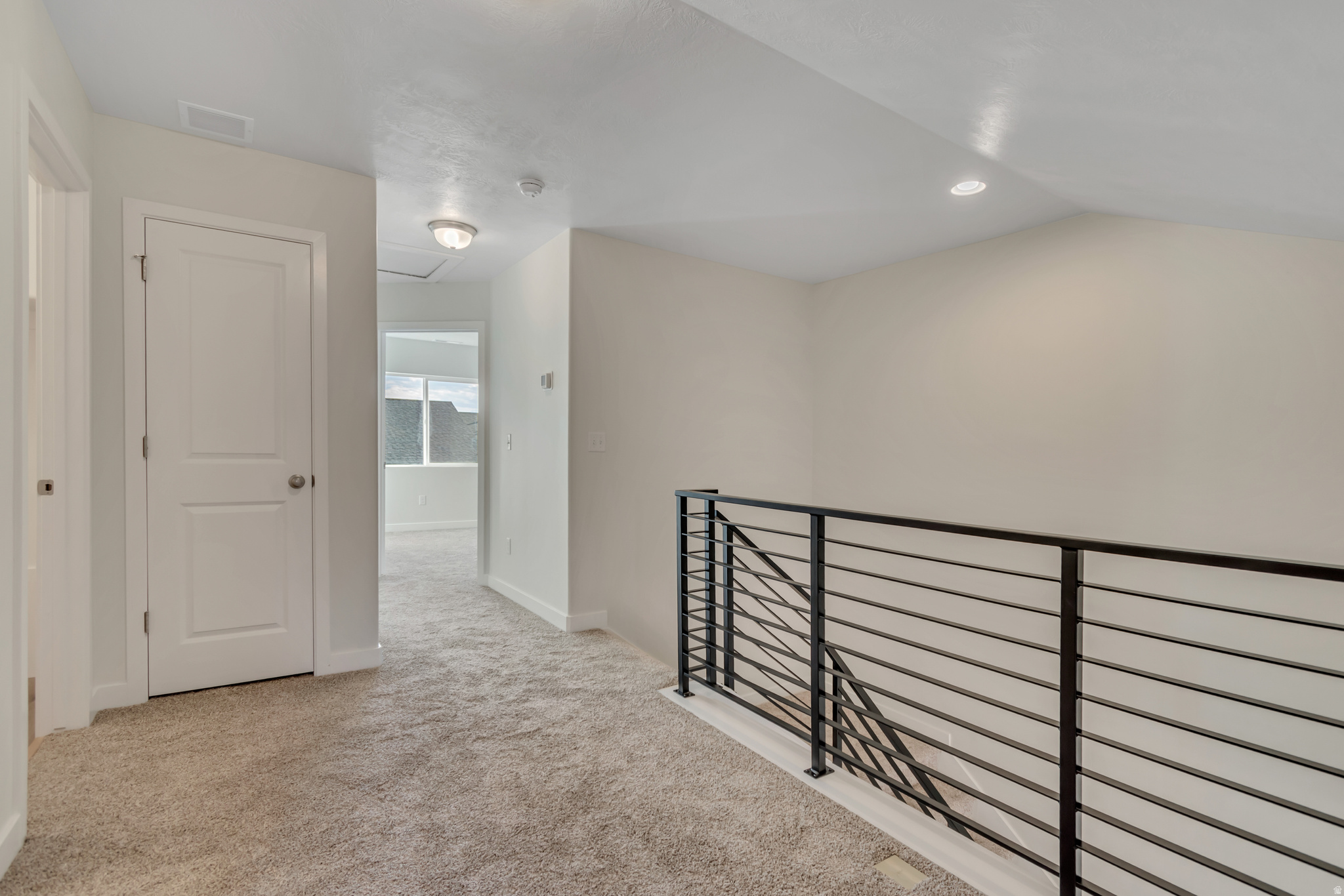 MEADOWBROOK - Residential