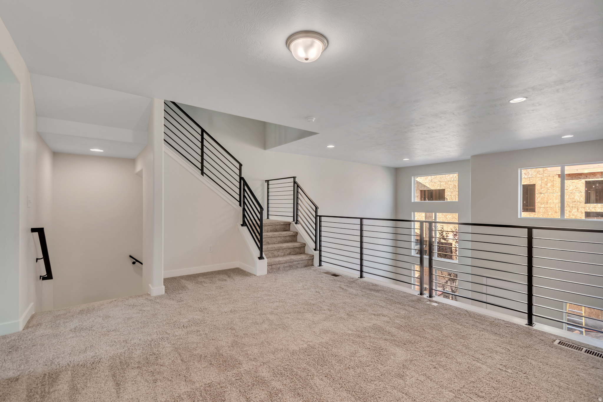 MEADOWBROOK - Residential