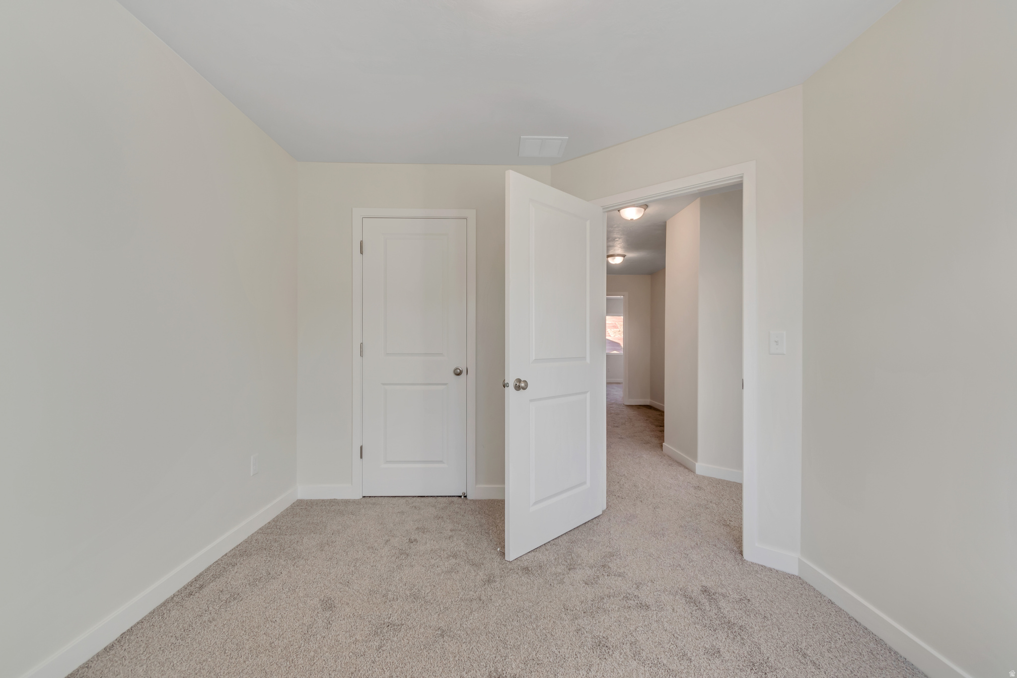 MEADOWBROOK - Residential