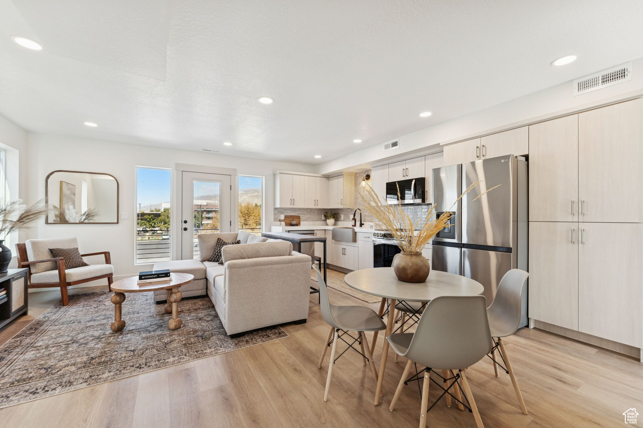 THE BROOKS ON MAIN - Residential