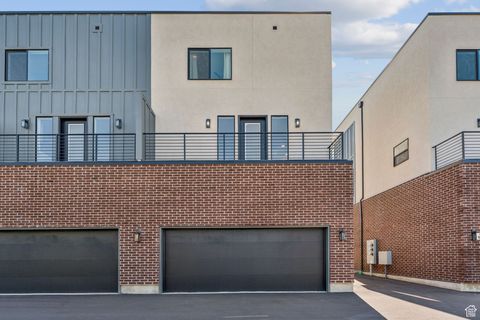 Tiny photo for 41 E 200 N #6, Bountiful, UT 84010 (MLS # 2115606)