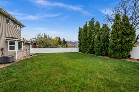 Tiny photo for 591 W 2050 N, West Bountiful, UT 84087 (MLS # 2147771)