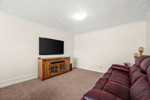Tiny photo for 591 W 2050 N, West Bountiful, UT 84087 (MLS # 2147771)