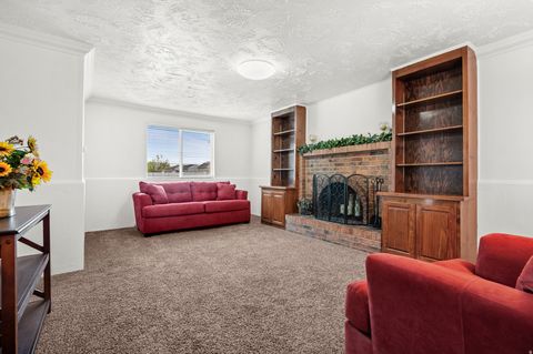 Tiny photo for 591 W 2050 N, West Bountiful, UT 84087 (MLS # 2147771)