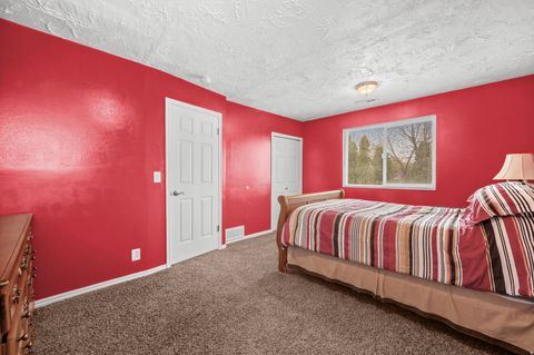 Tiny photo for 591 W 2050 N, West Bountiful, UT 84087 (MLS # 2147771)