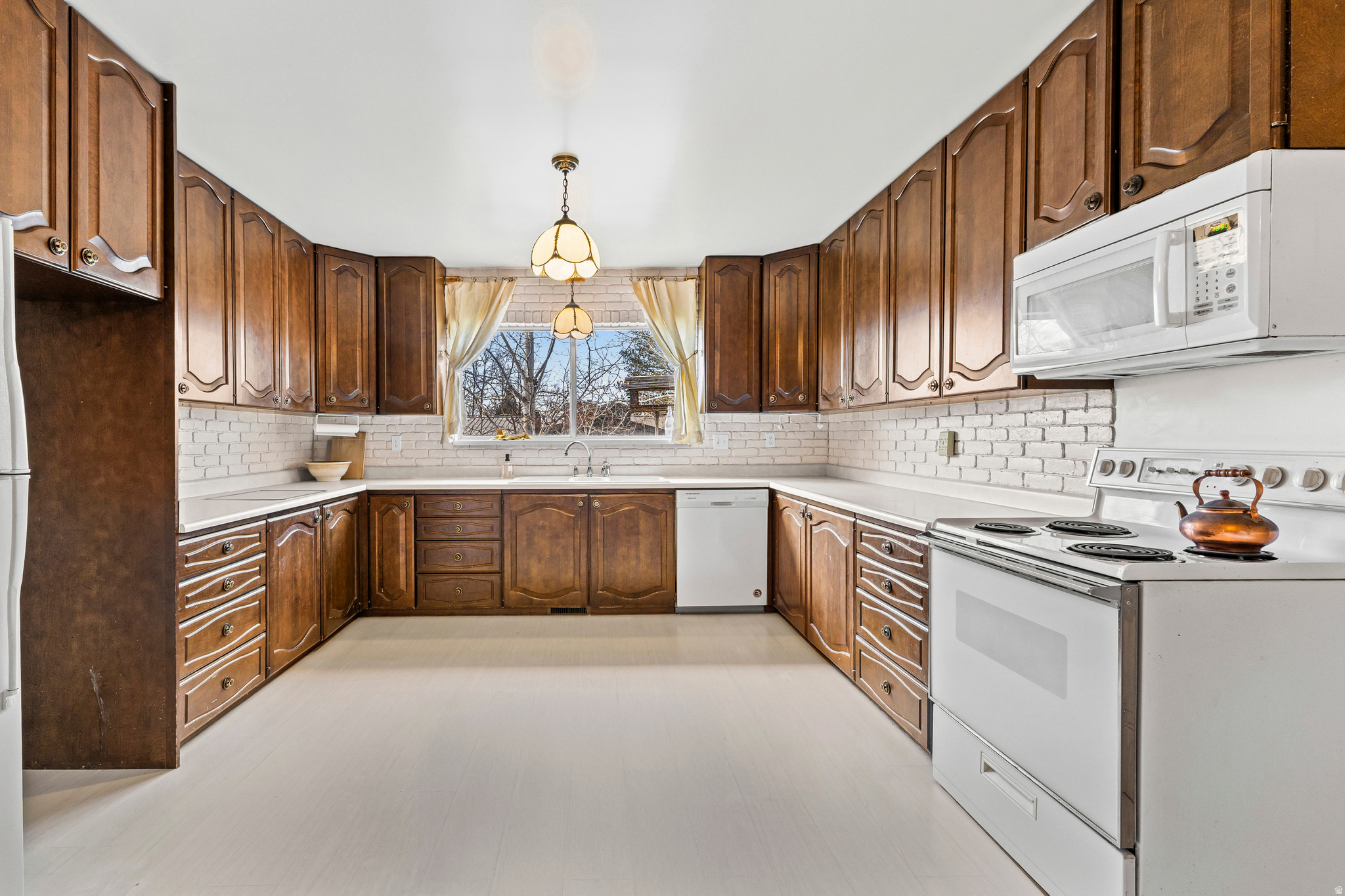 MILLBROOK ESTATES - Residential