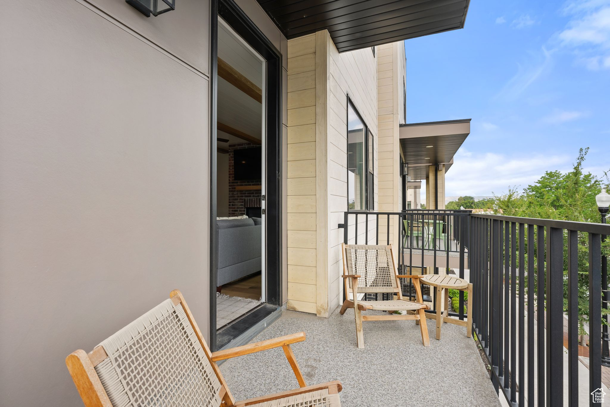 250 I STREET - Residential