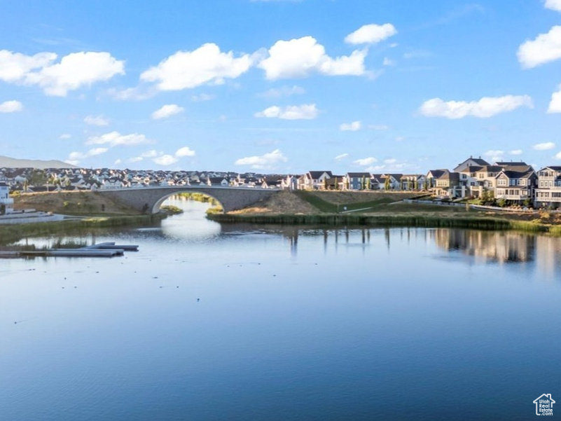 DAYBREAK ISLAND - Residential