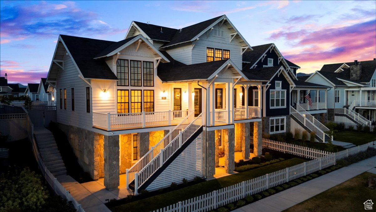 DAYBREAK ISLAND - Residential