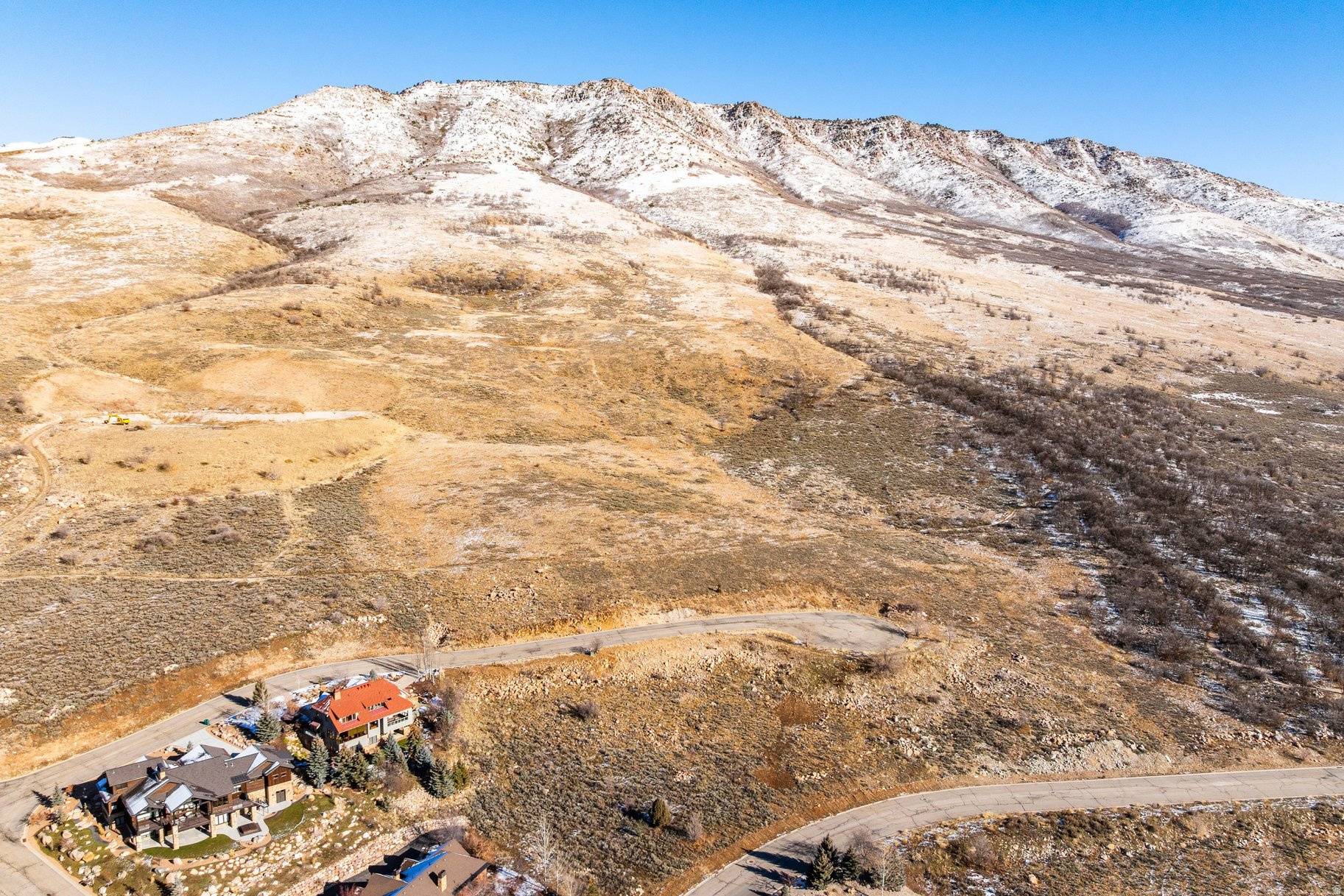 THE HIGHLANDS - Land