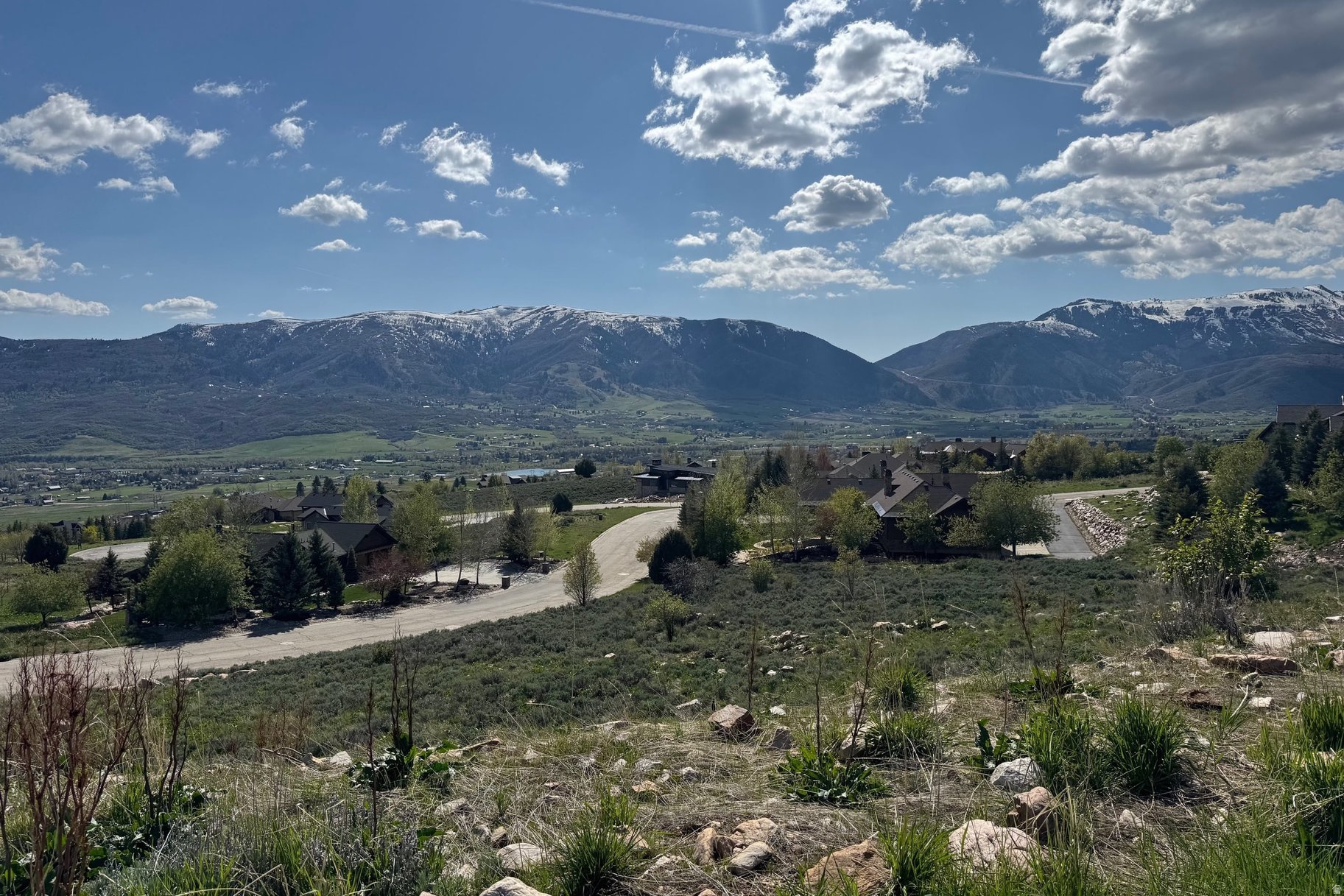 THE HIGHLANDS - Land