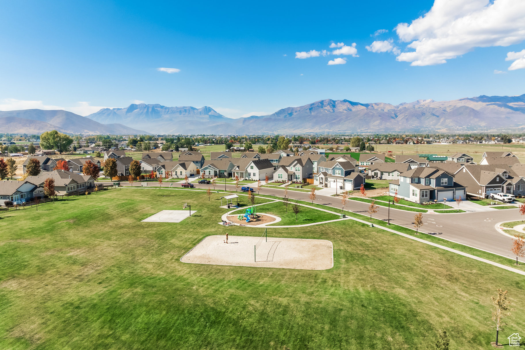 THE CROSSING - Residential