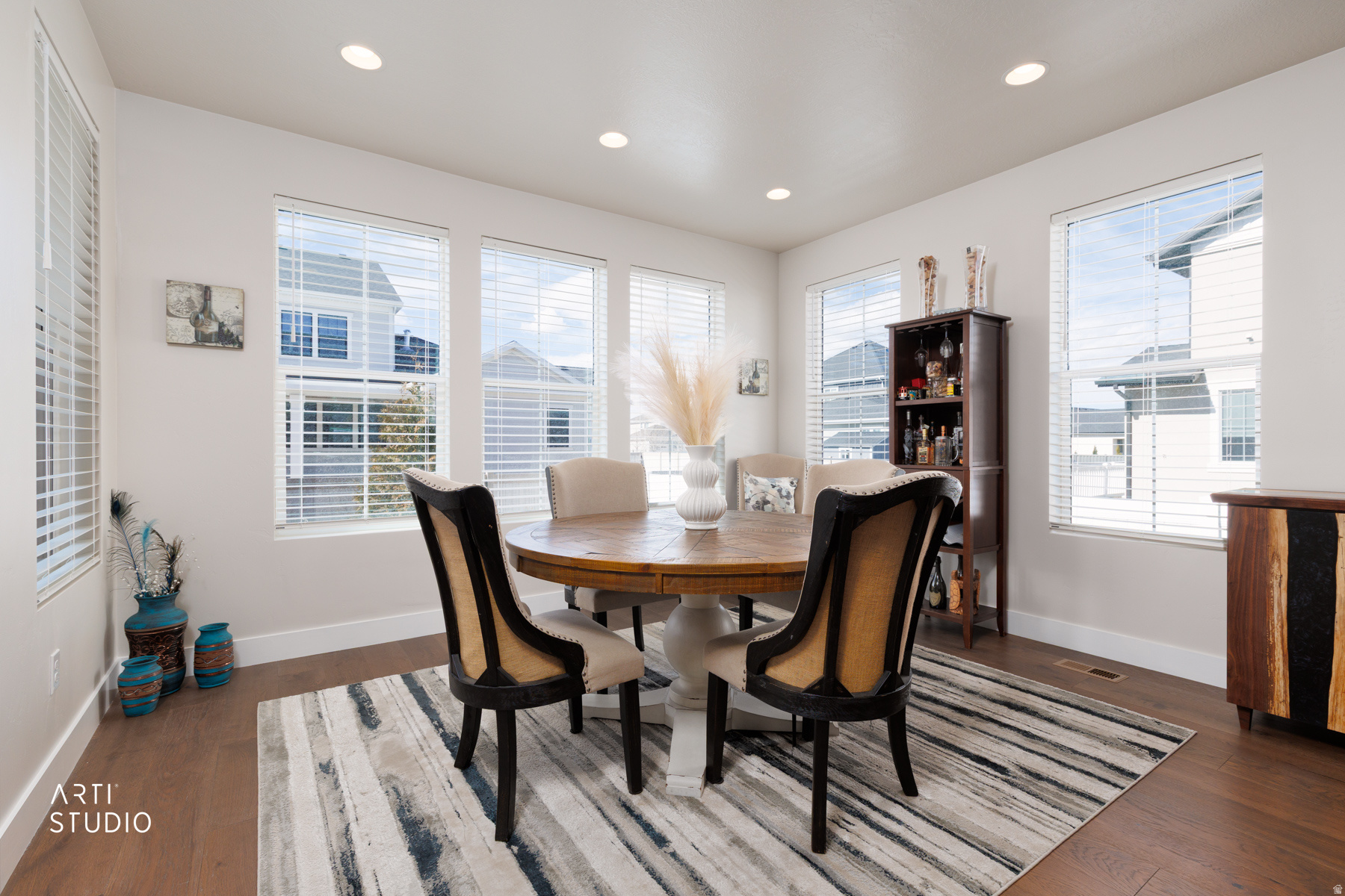 WILLOW CREEK - Residential