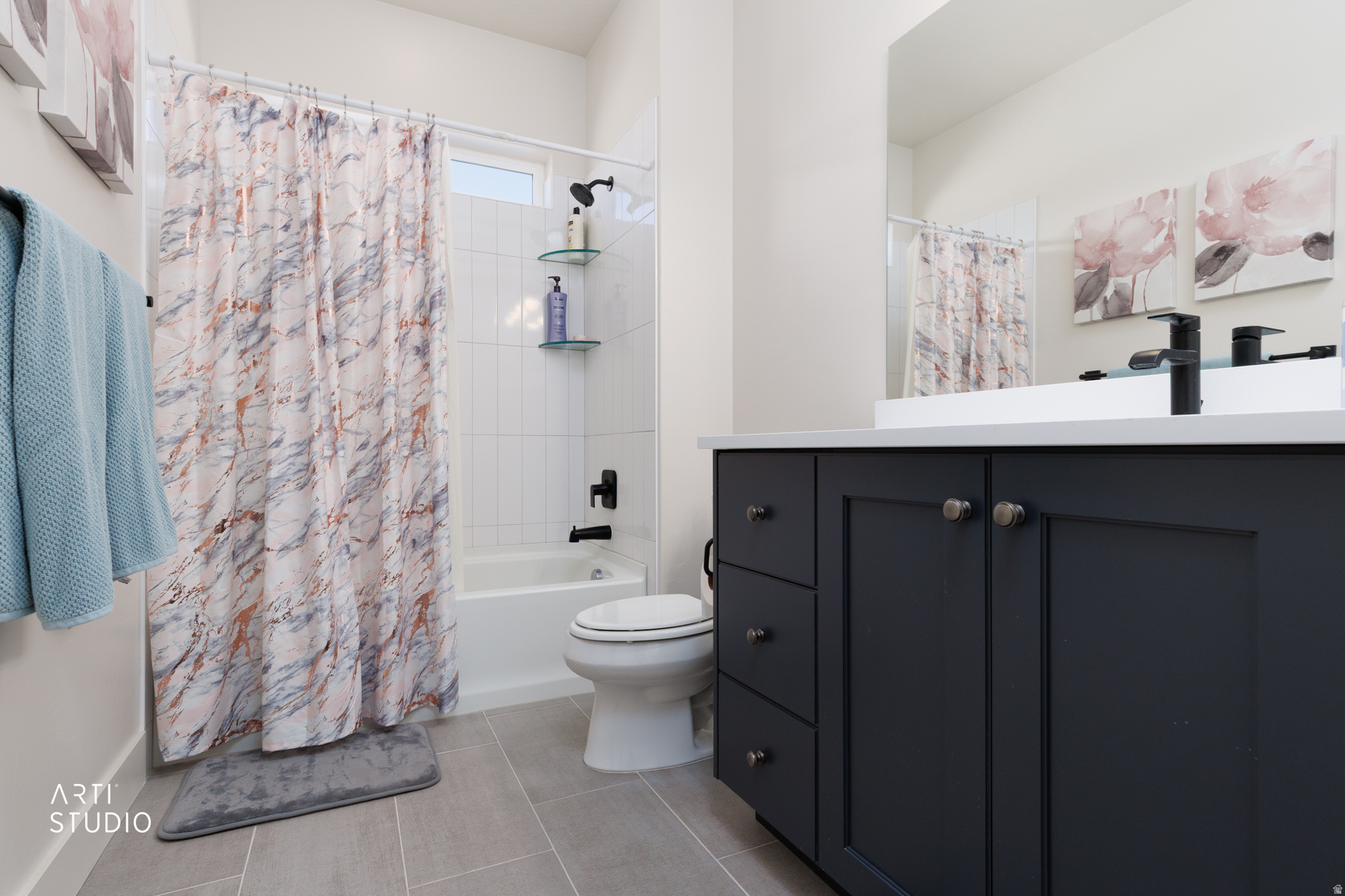 WILLOW CREEK - Residential