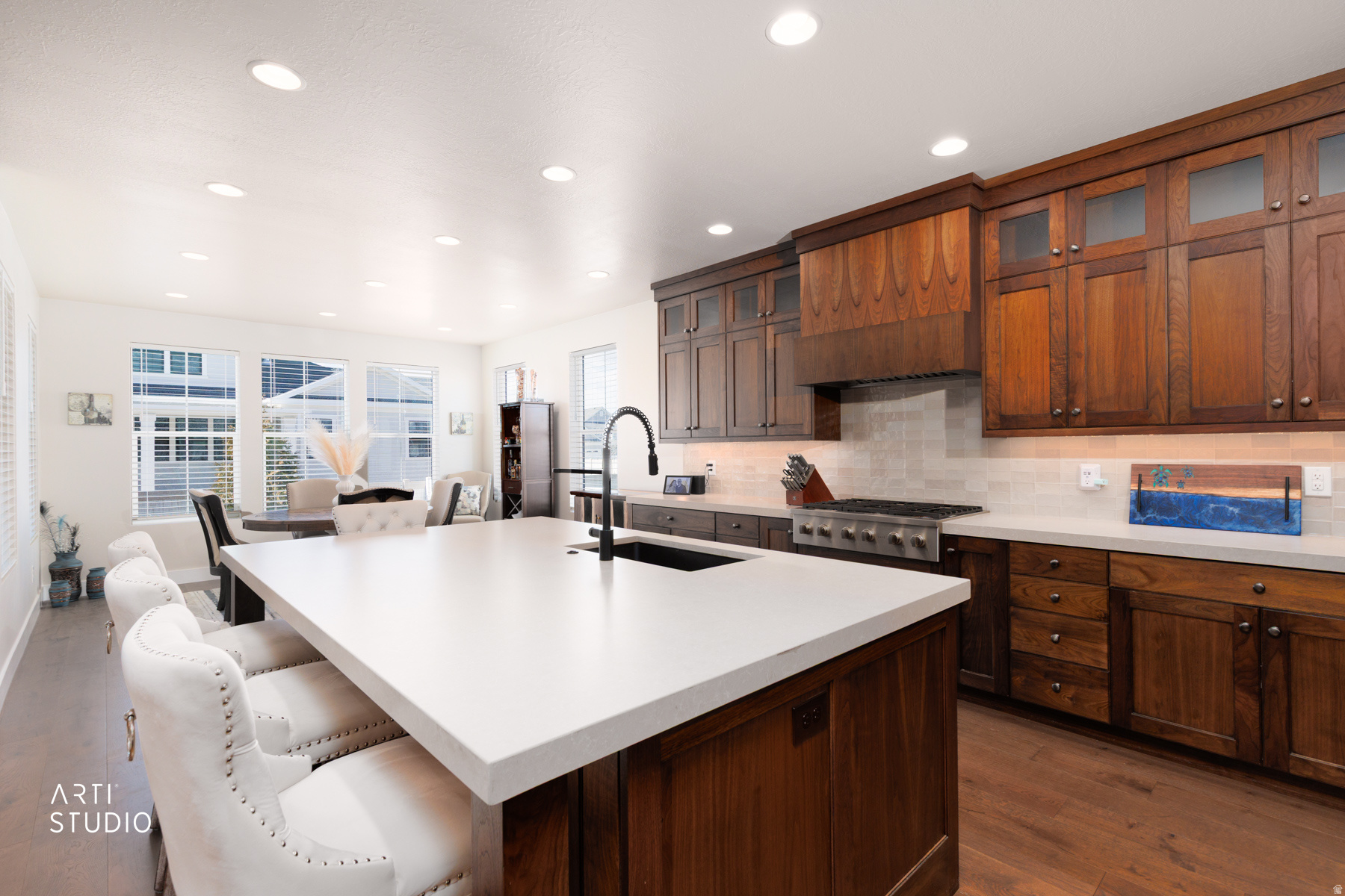 WILLOW CREEK - Residential