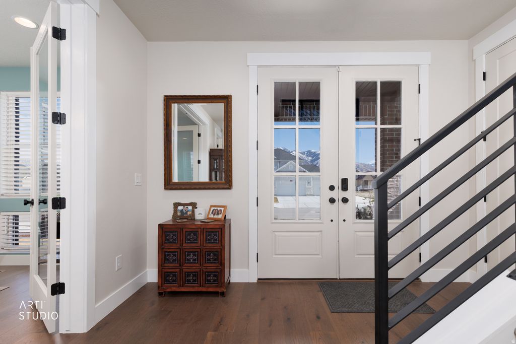 Photo of 11708 S ENGELMANN DR, Draper, UT 84020 (MLS # 2143901)