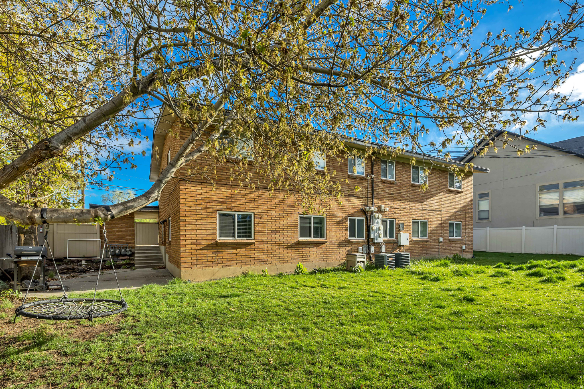 BLUE RIBBON ACRES - Residential Income
