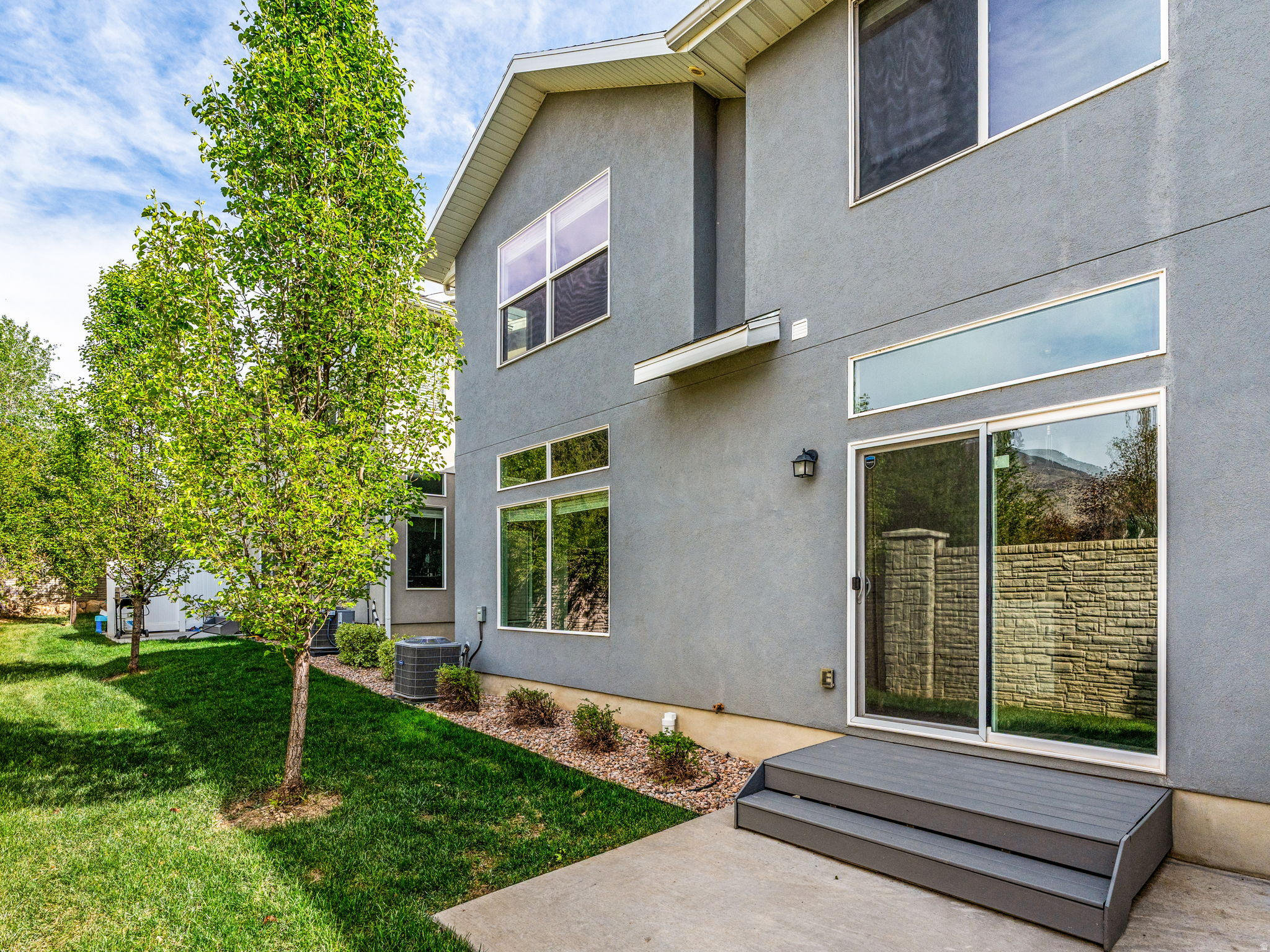 SOMMERSET COURT - Residential