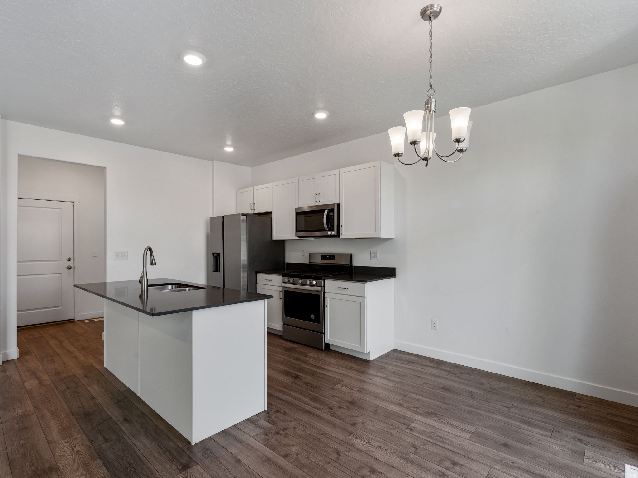 SOMMERSET COURT - Residential