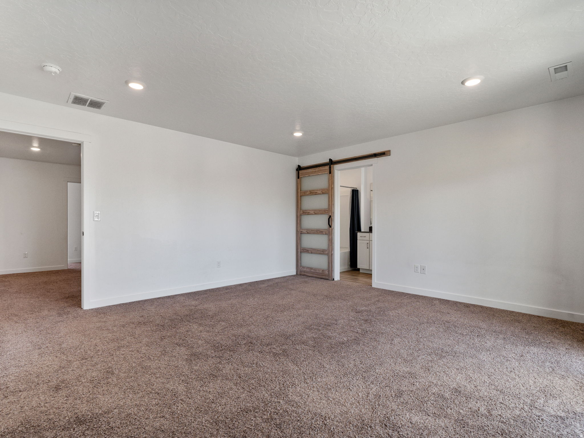 SOMMERSET COURT - Residential