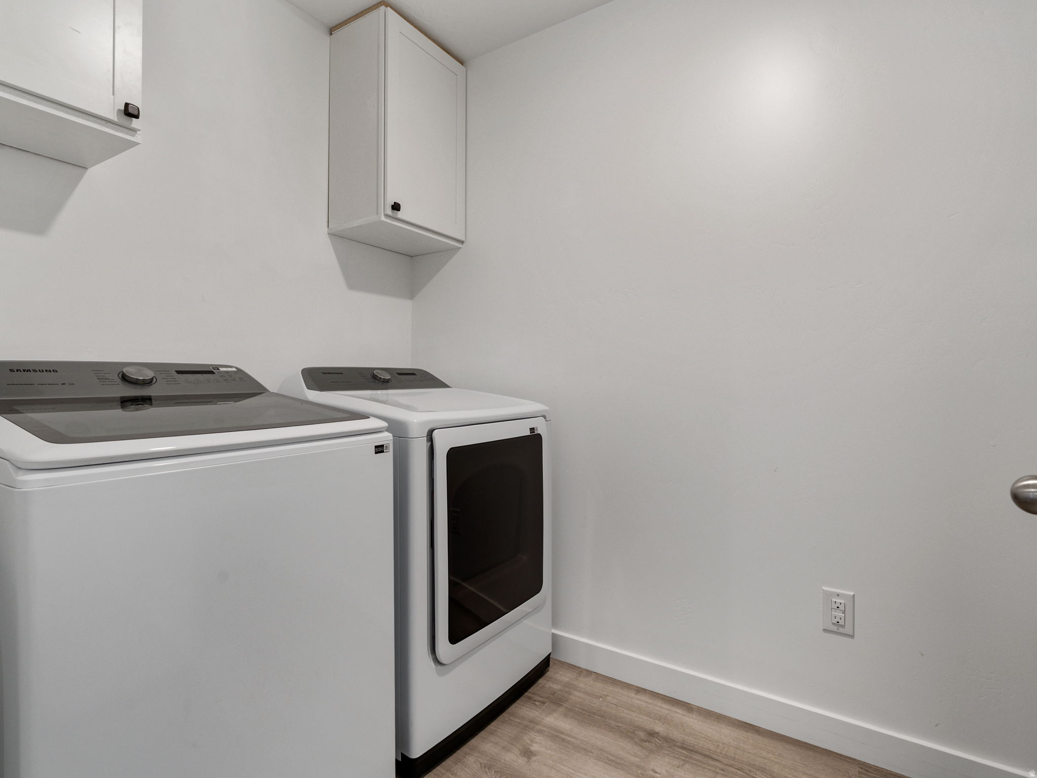 SOMMERSET COURT - Residential