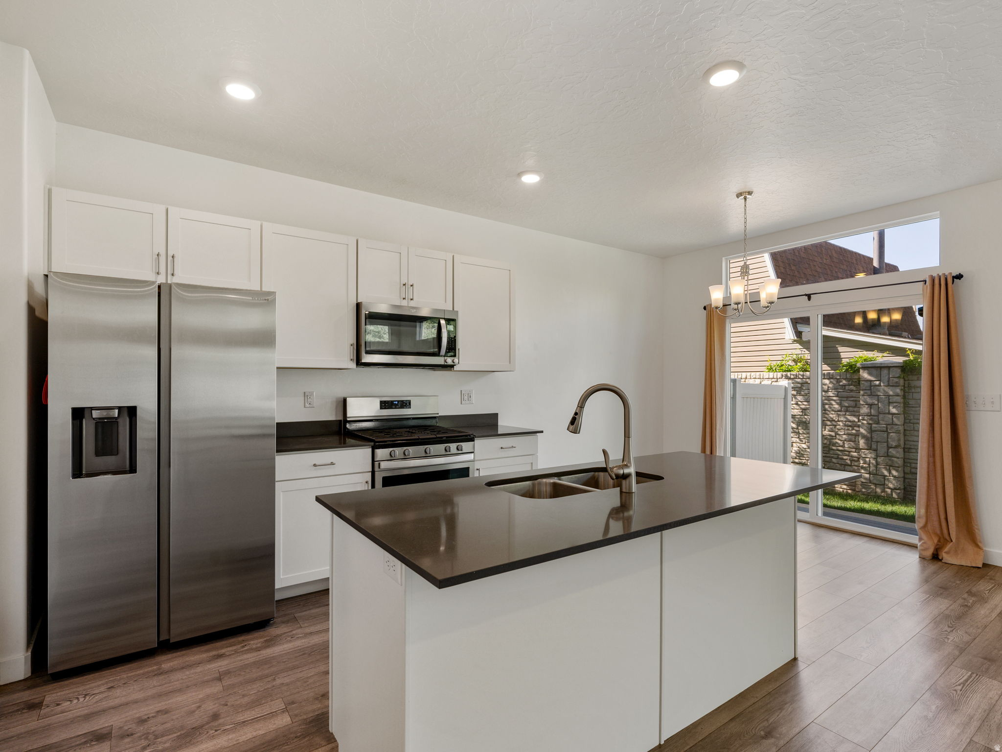 SOMMERSET COURT - Residential