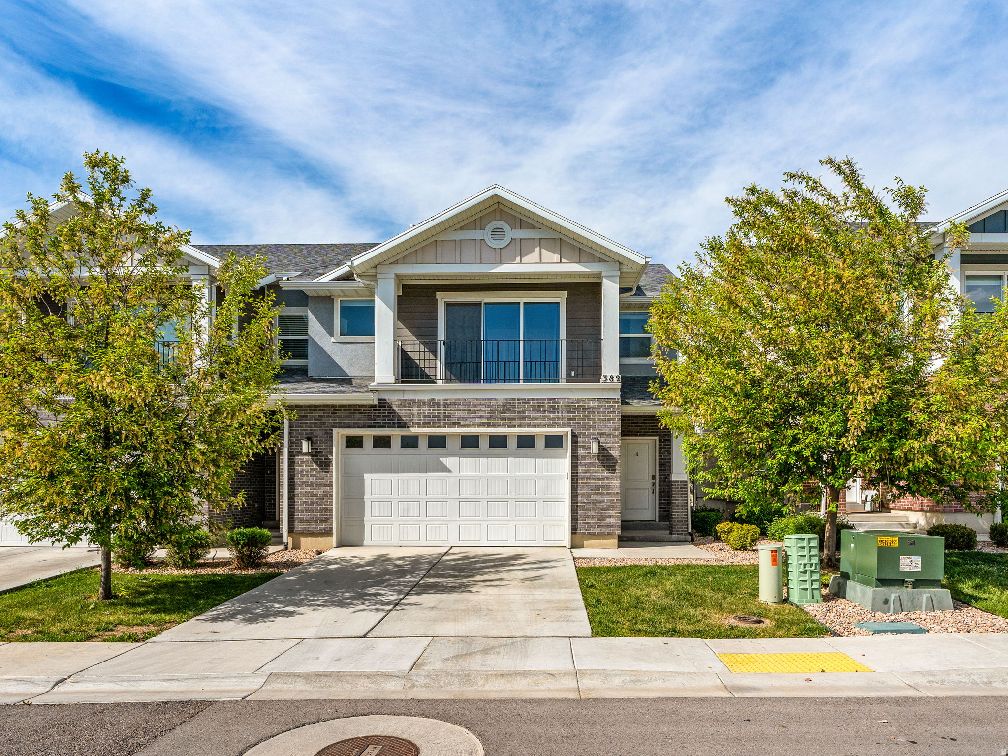 SOMMERSET COURT - Residential