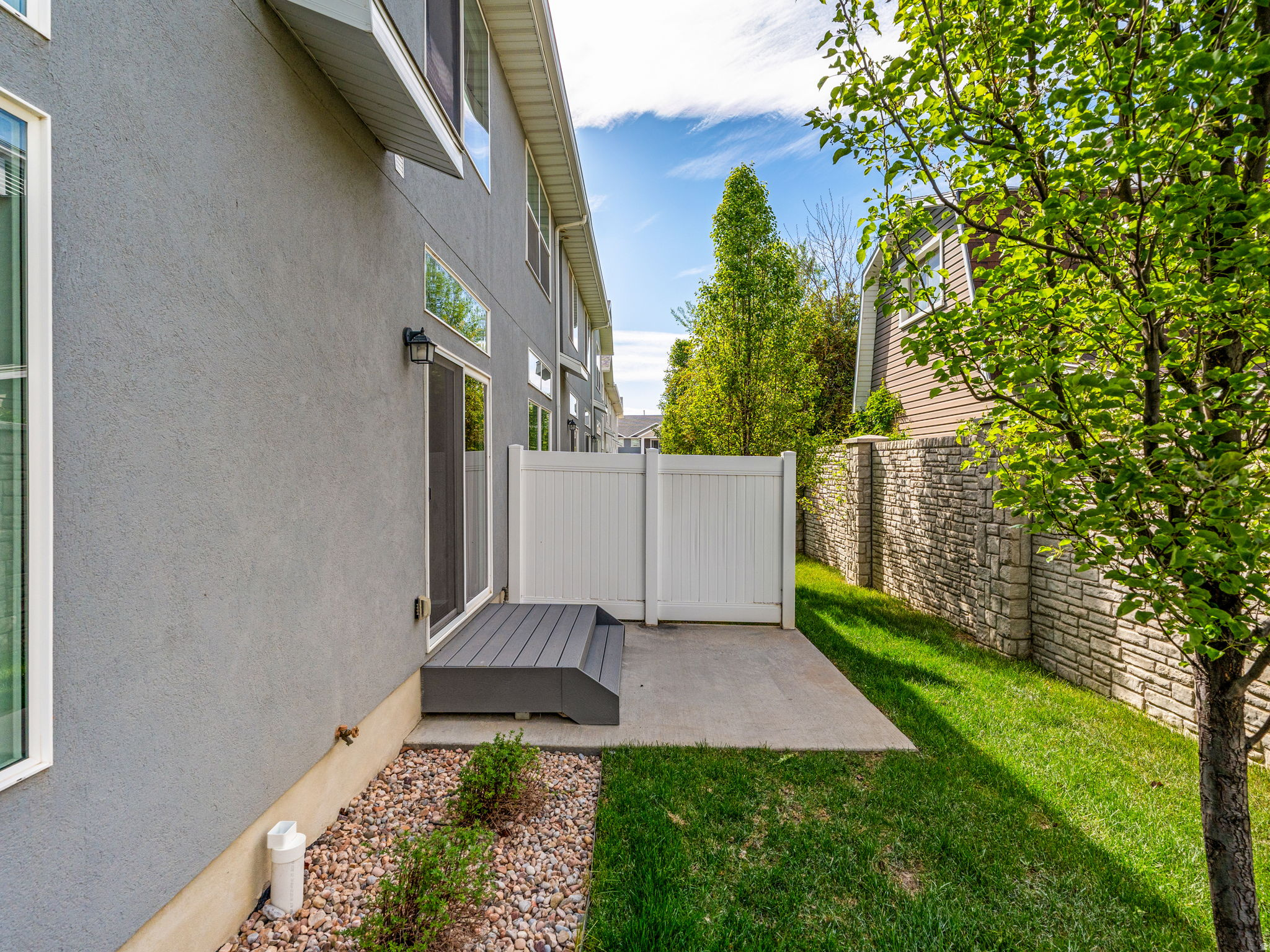 SOMMERSET COURT - Residential