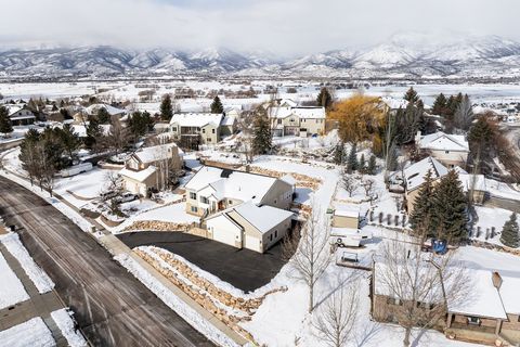 Tiny photo for 775 LAKEVIEW DR, Heber City, UT 84032 (MLS # 2139099)