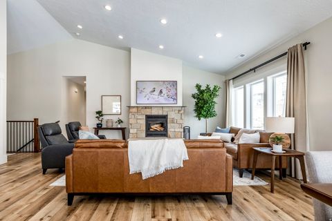 Tiny photo for 775 LAKEVIEW DR, Heber City, UT 84032 (MLS # 2139099)