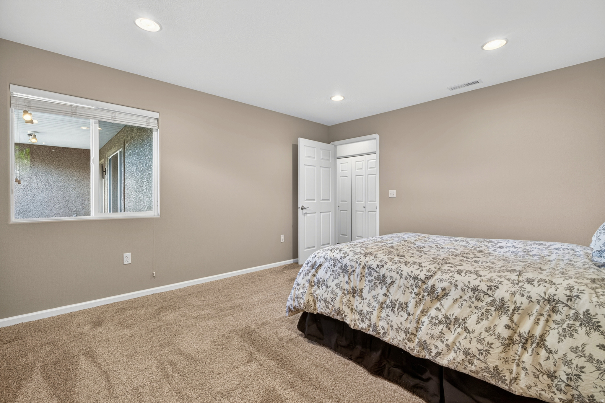 SKY MOUNTAIN - Residential
