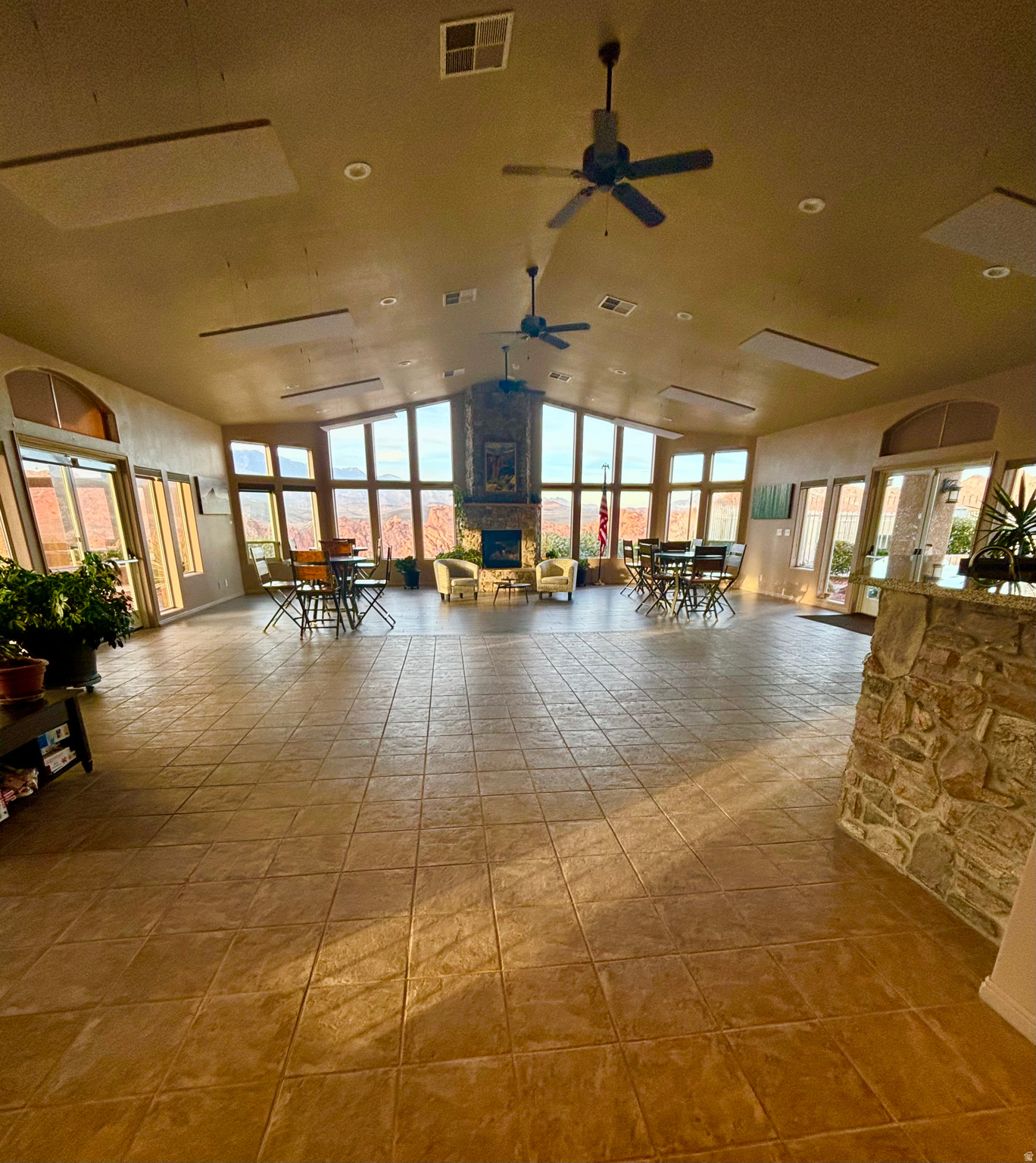 SKY MOUNTAIN - Residential