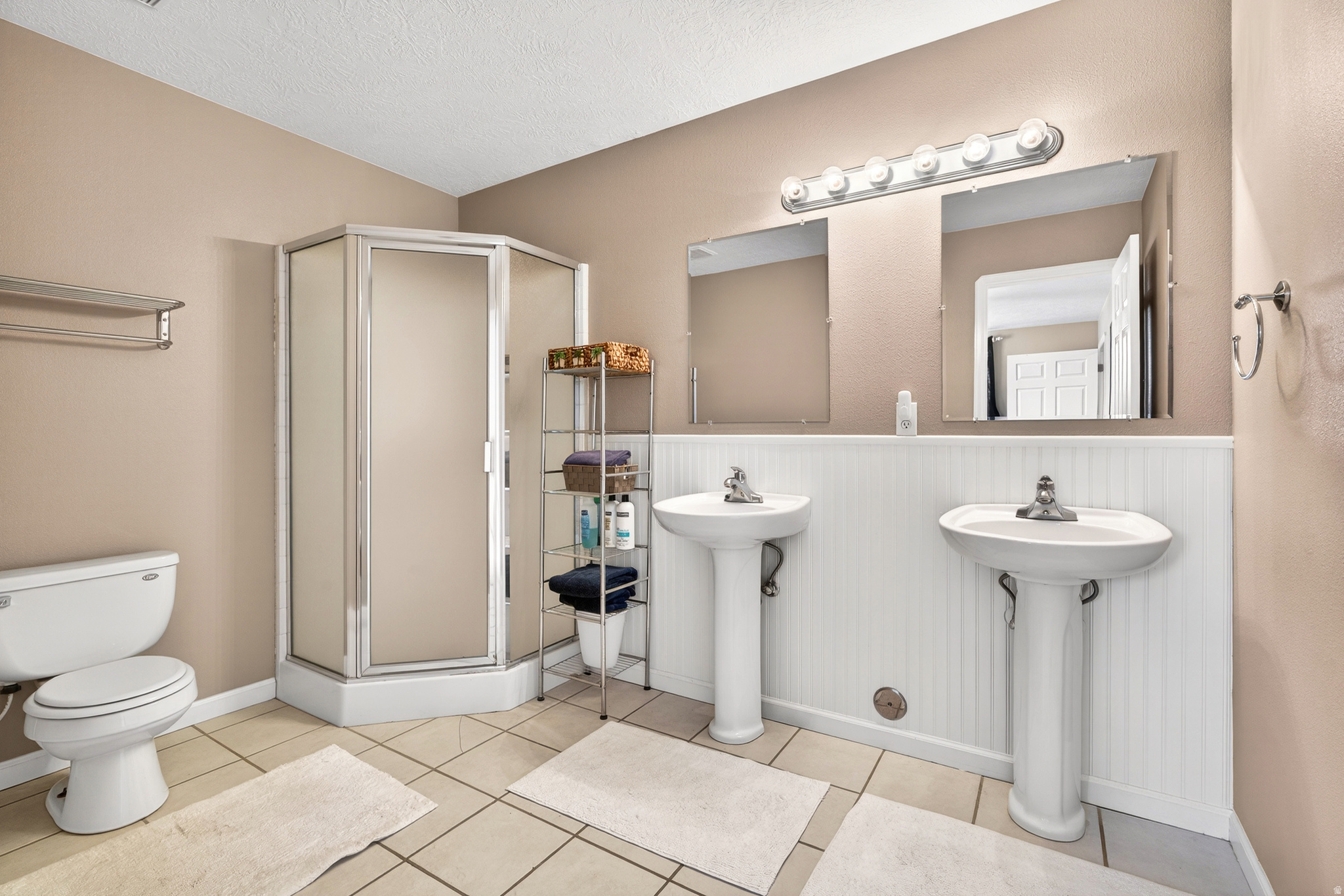 SKY MOUNTAIN - Residential