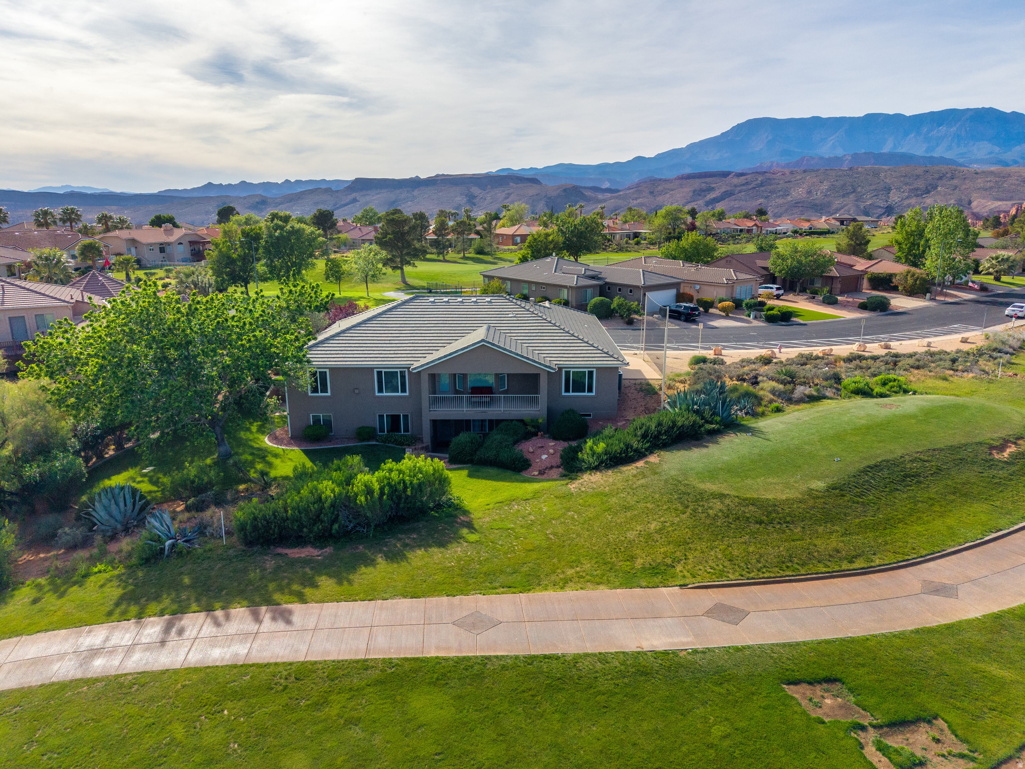 SKY MOUNTAIN - Residential