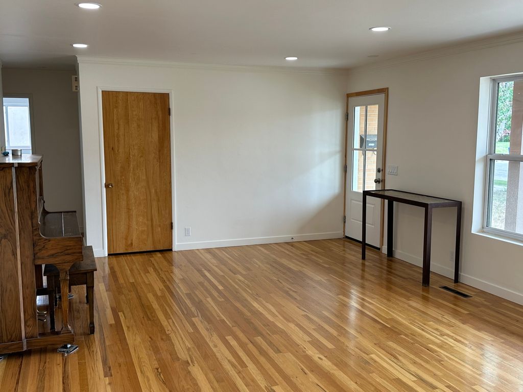 Photo of 2087 E 3735 S, Millcreek, UT 84109 (MLS # 2158604)