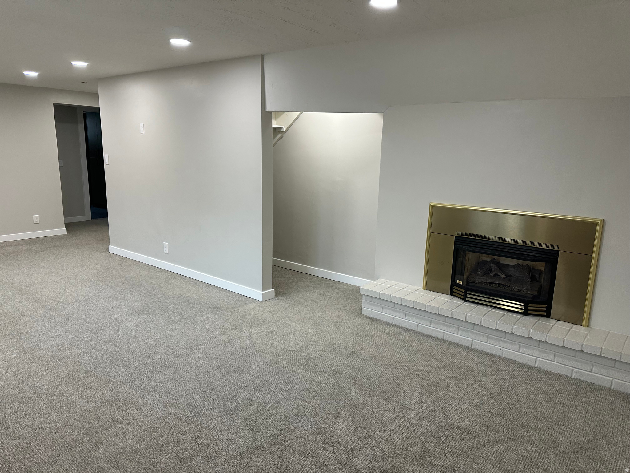 LOUISE GARDENS - Residential