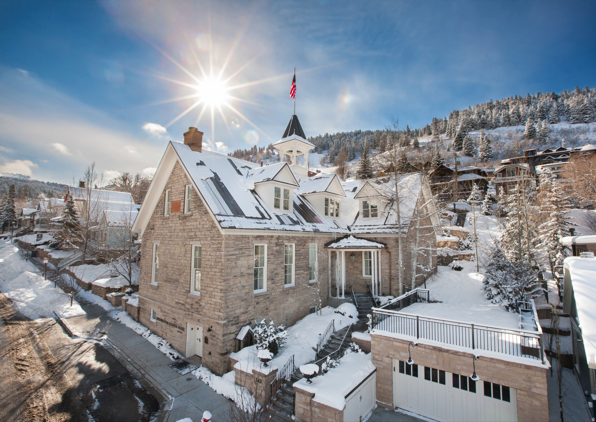 WASHINGTON SCHOOL INN REPLAT - Residential