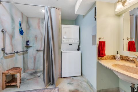 Tiny photo for 430 RIDGE LN, Payson, UT 84651 (MLS # 2119387)