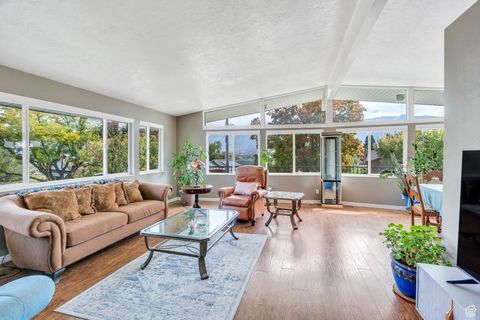 Tiny photo for 430 RIDGE LN, Payson, UT 84651 (MLS # 2119387)